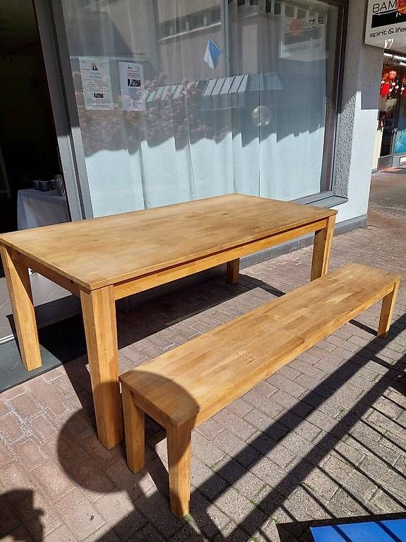 Set di tavolo e panche: Tisch und Bank – Usato da Unterseen venduto da cooky11