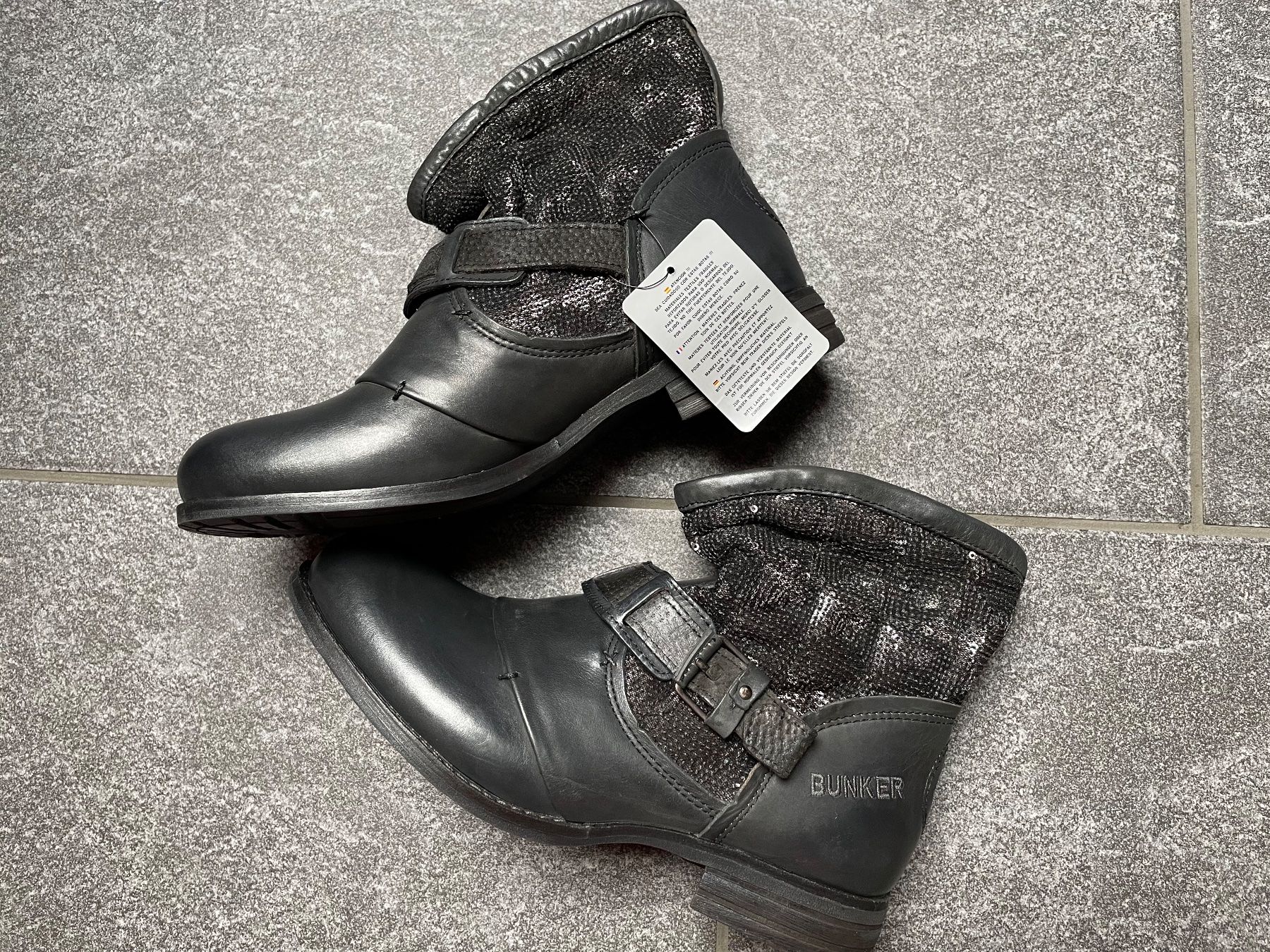 Damenschuhe: Bunker Stiefelette Gr 40 – Neu und originalverpackt aus Niederbipp von Rosamunde44 1