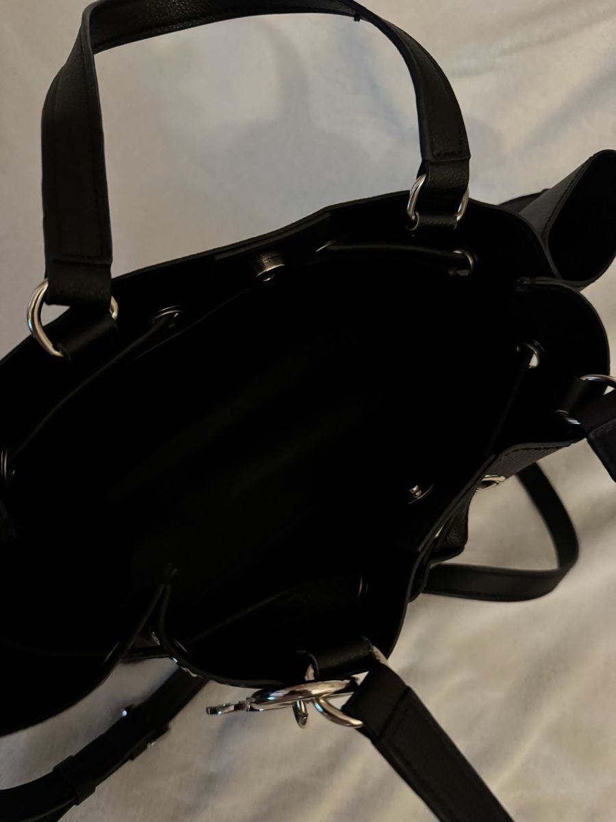 Guess Borse da donna: Guess Handtasche Schwarz Top Zustand – Usato da Samstagern venduto da pipistrelli01 4