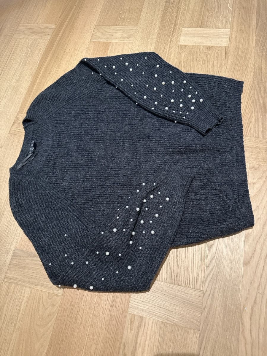 Pulls & Sweat-shirts: 2 Strickpullover – D'occasion à Zürich par pmorger01