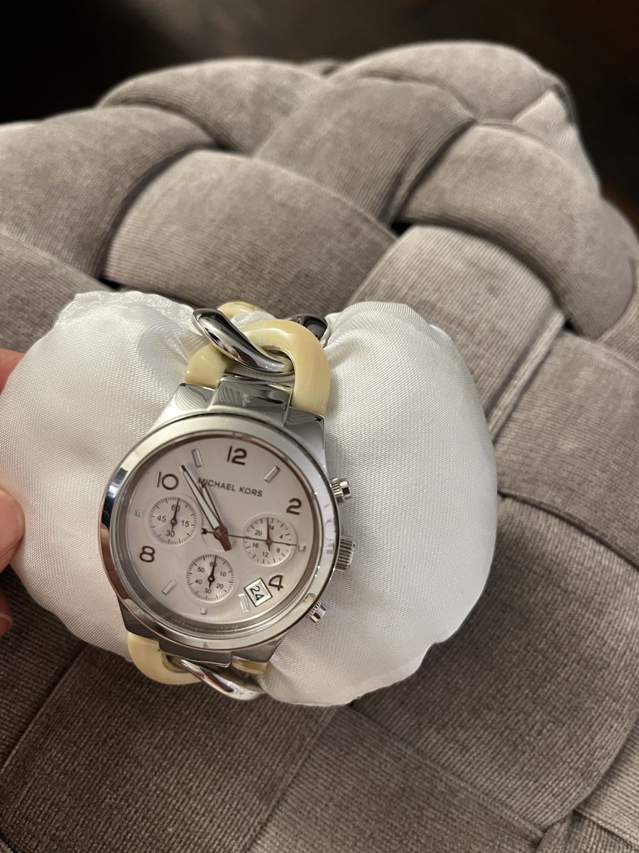 Michael Kors Orologi: Michael Kors Uhr silber weiss – Usato da Hinwil venduto da dire07 1