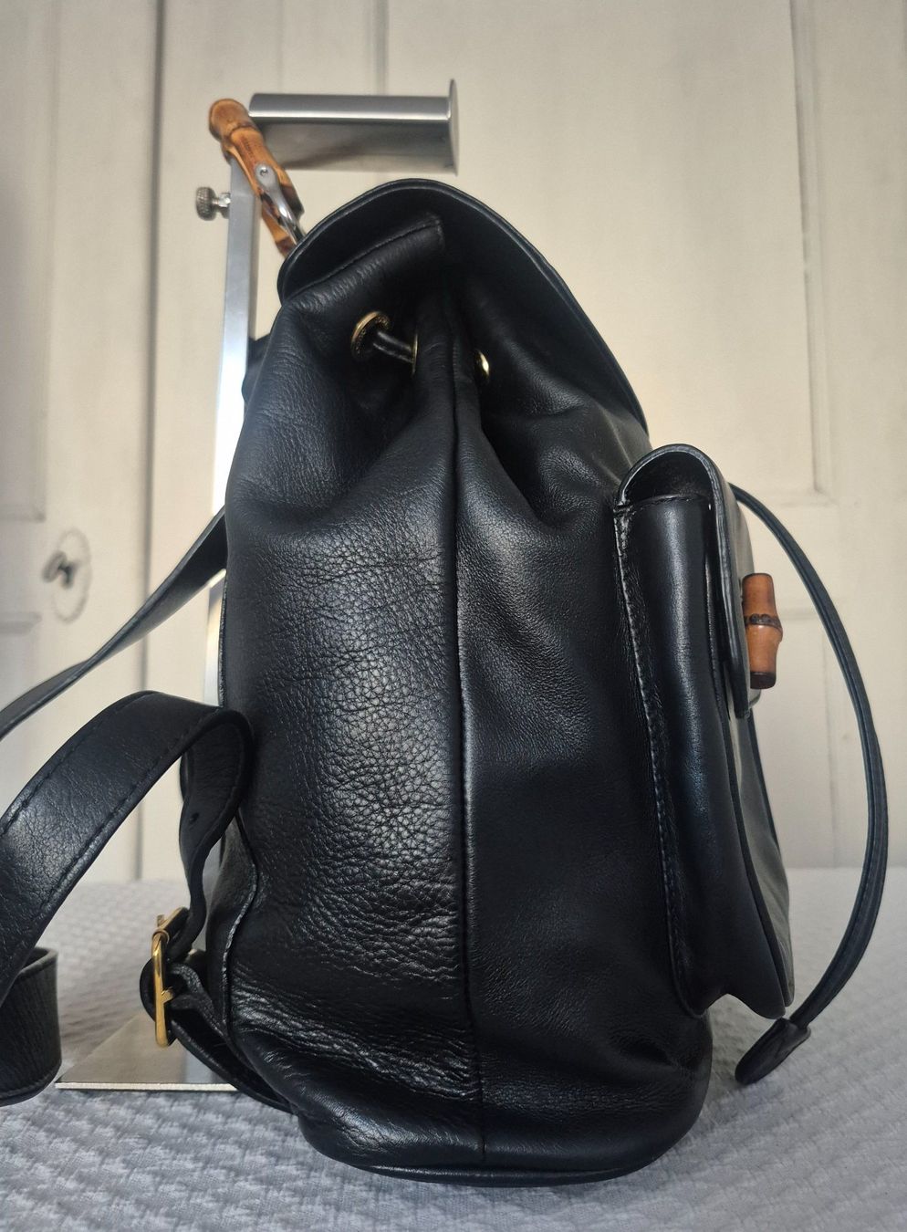 Gucci Zaini: Gucci Bamboo Leather Backpack, Vintage – Usato da Dottikon venduto da Pega7 3