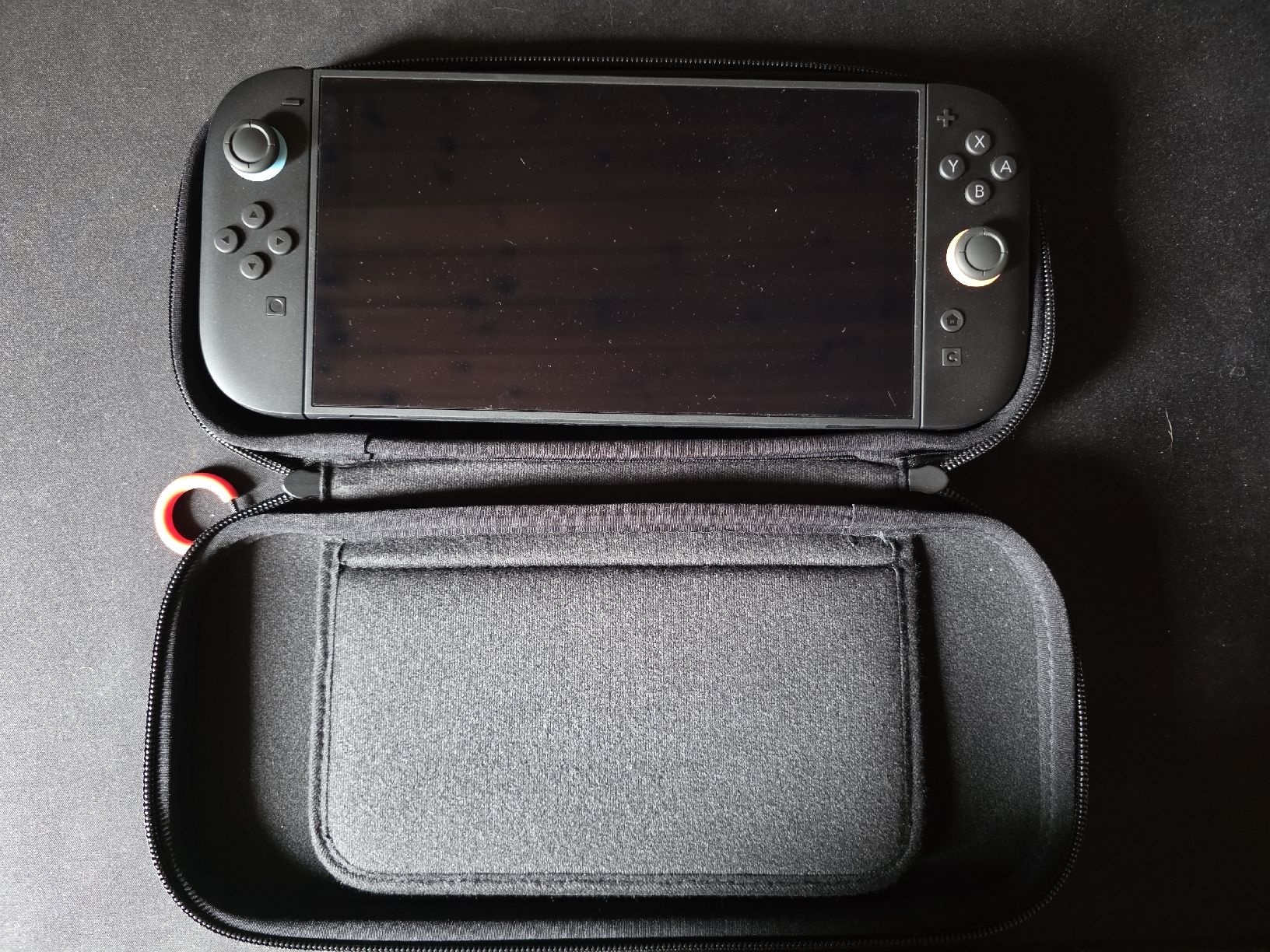 Nintendo Console: Nintendo switch 2 avec 3 jeux – Nuovo (secondo la descrizione) da St-Ursanne venduto da aerophoto