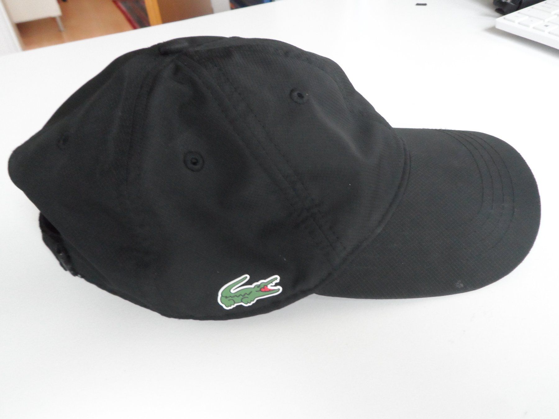 Lacoste Sonstige Kleidung & Accessoires: ***** Lacoste Cap ***** – Gebraucht aus Therwil von Hcd1919