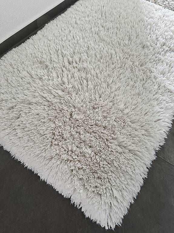 Ikea Tapis: Badematten weiss 60x90cm – D'occasion à Oberbüren par dijbdn 1