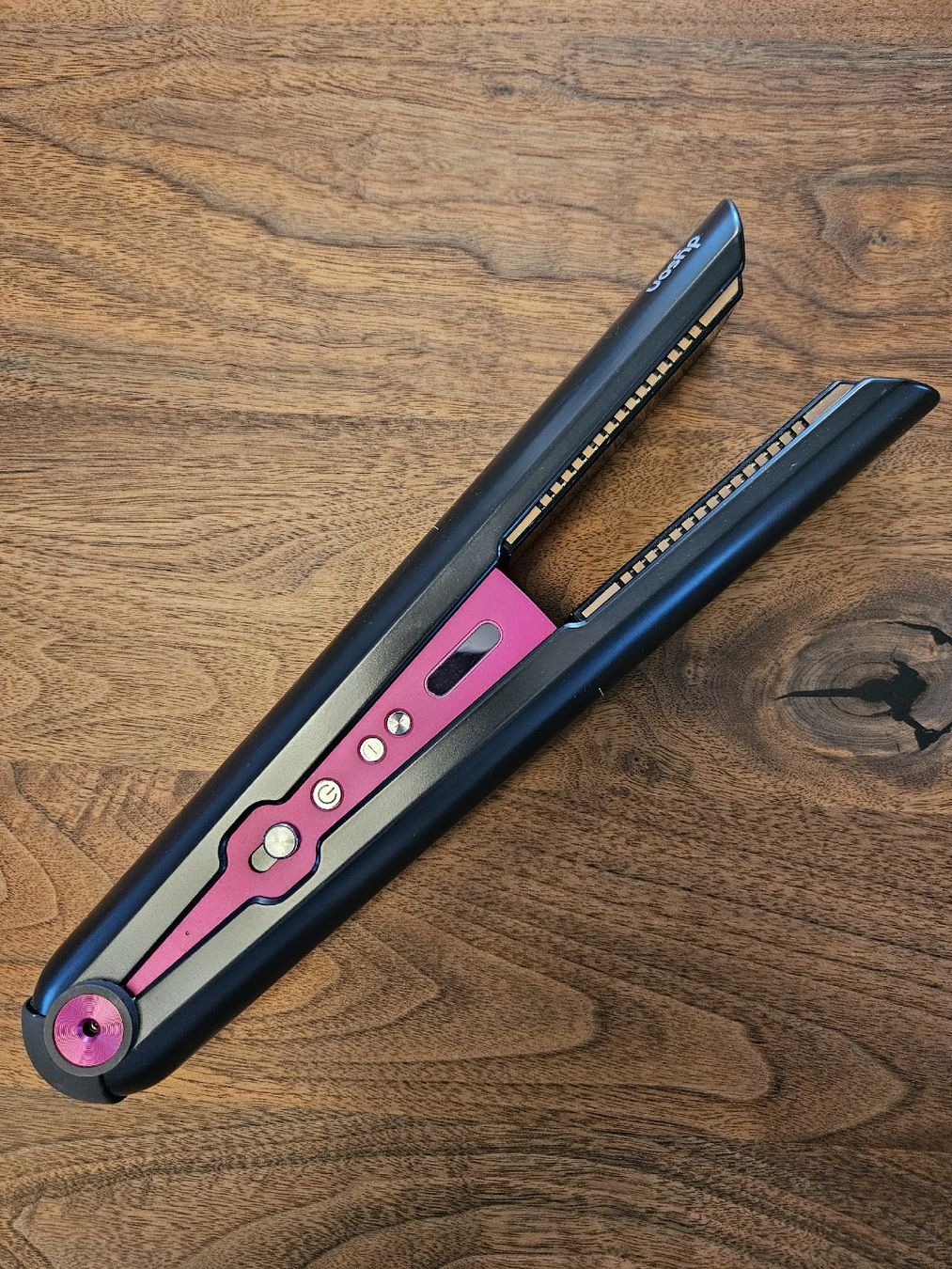 Dyson Lockenstäbe & Haarglätter: DysonCorrale Haarglätter – Neu (gemäss Beschreibung) aus Ruggell von KatjaBuechel 1
