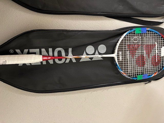 Yonex Schläger: YONEX Badminton Racket - neu – Neu und originalverpackt aus Niederweningen von zw4_s78j 9