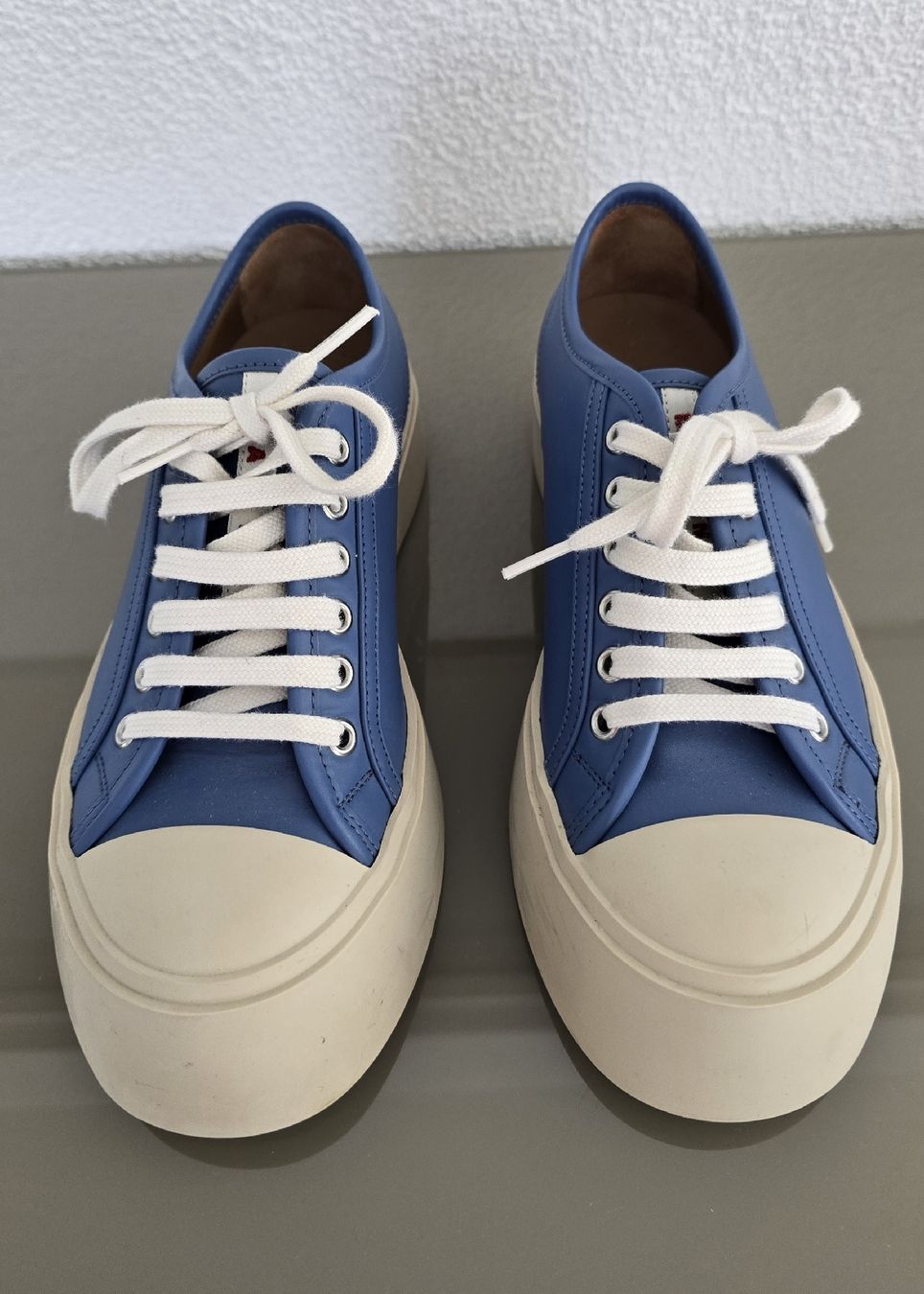 Marni Scarpe da donna: Sneaker Marni Leder Blau 37 – Nuovo (secondo la descrizione) da Untereggen venduto da cla_kb2w 1