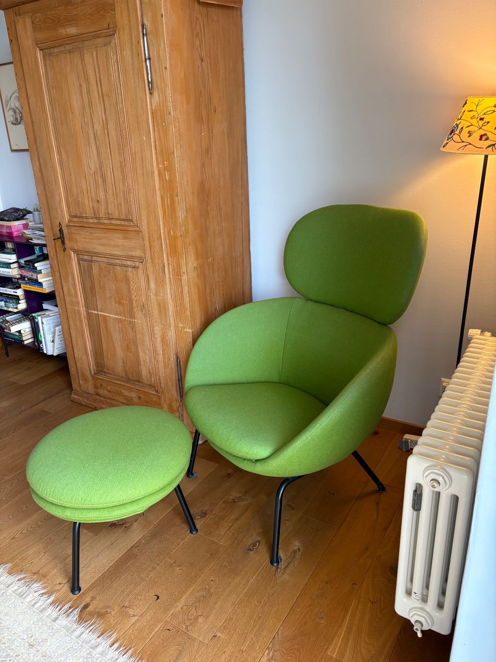 Interio Poltrone: Sessel und Hocker aus Wolle – Usato da Zürich venduto da sapoed3338