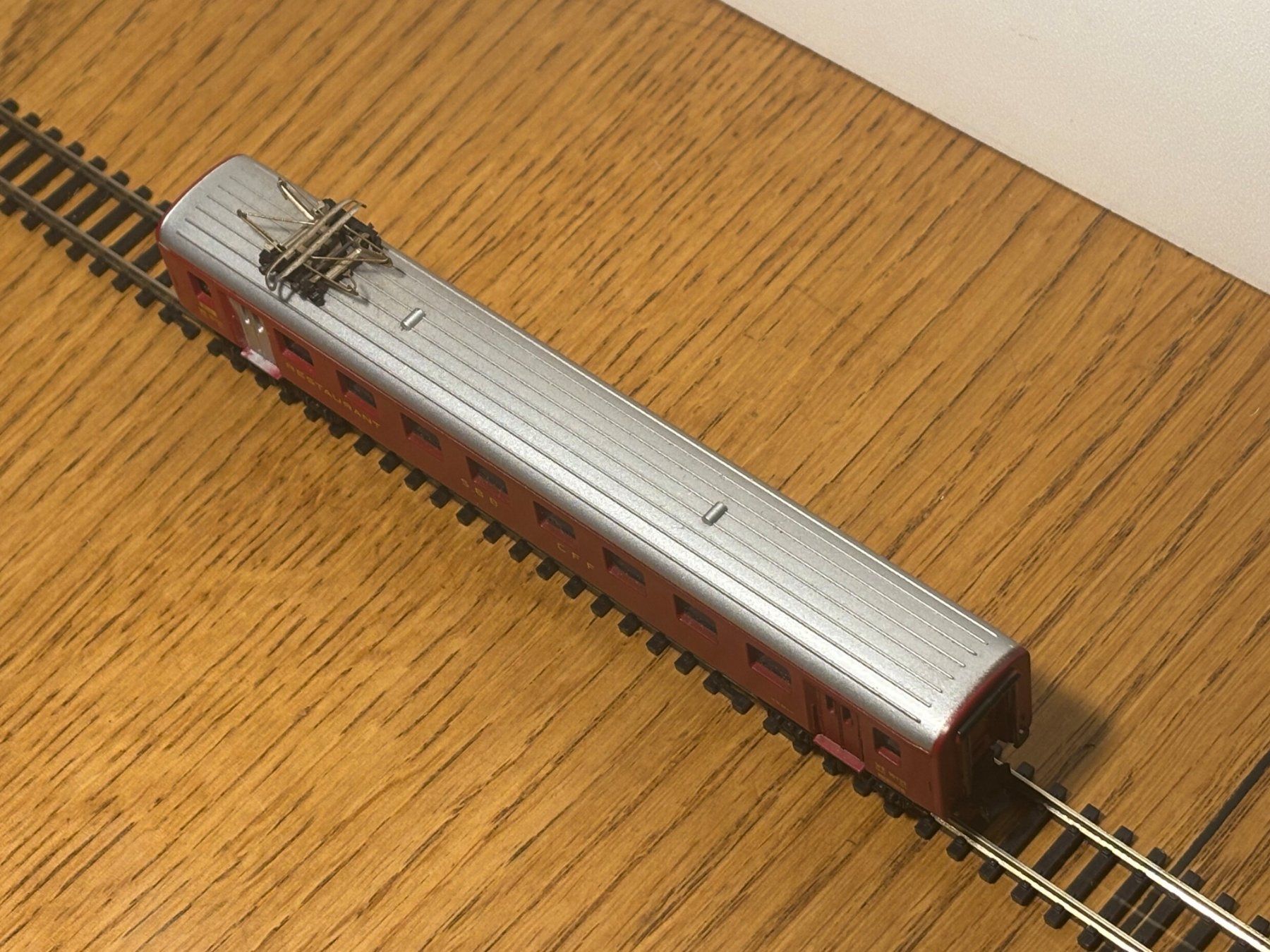 Modellini di ferrovie: e1595: Speisewagen (Spur N) – Usato da Birsfelden venduto da Birs_25 4