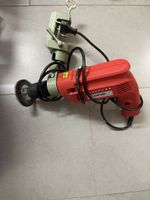 Schlagbohrmaschine des Herstellers BASIC mit Tischklemme