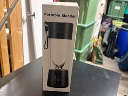 Tragbarer Mixer schwarz mit Zubehör gebraucht Zustand