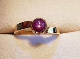 18k Goldring mit Sternrubin 6,3 mm Einzelanfertigung