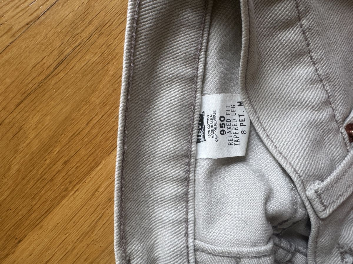 Levi's Jeans: Vintage Levisshorts in Ecru – D'occasion à Zürich par megan.caprez 2