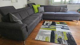 Moderne, grosse Eck-Wohnlandschaft - Sofa
