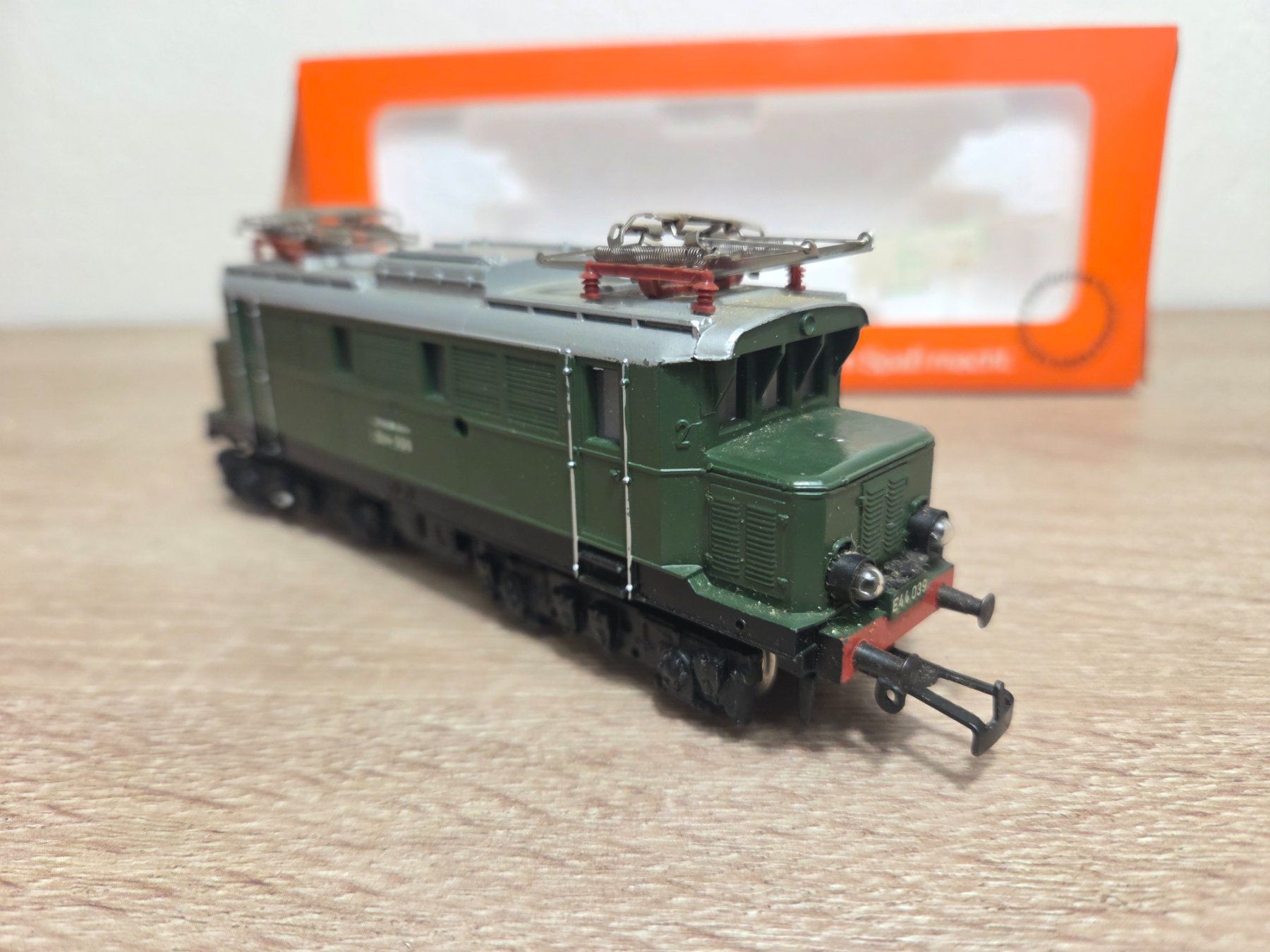 Märklin Modellini di ferrovie: Primex 3008 E-Lok E44 DB H0 – Usato da St-Aubin-Sauges venduto da Lo_Go 3