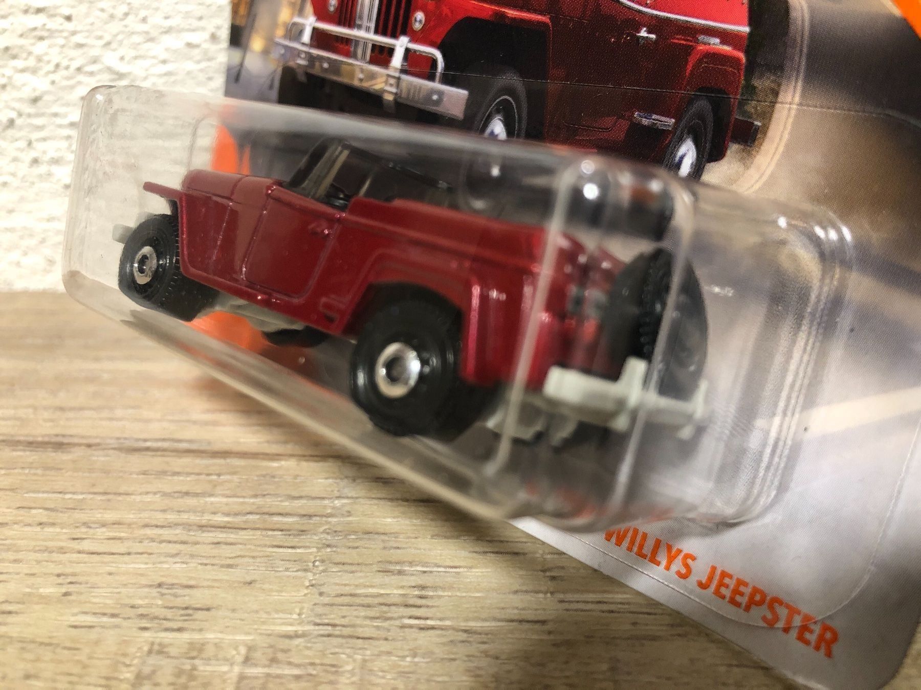 Voitures modèles: Jeep jeepster willys 1948 – Neuf avec emballage d'origine à Reinach AG par rares75 1