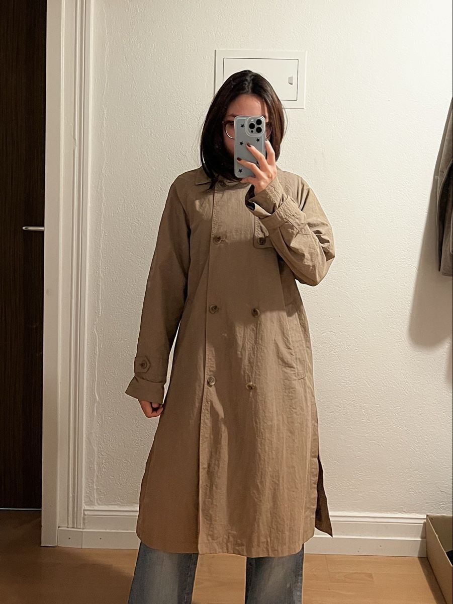 Cappotti: Jigott - Trench Coat – Usato da St. Gallen venduto da trxcy 1