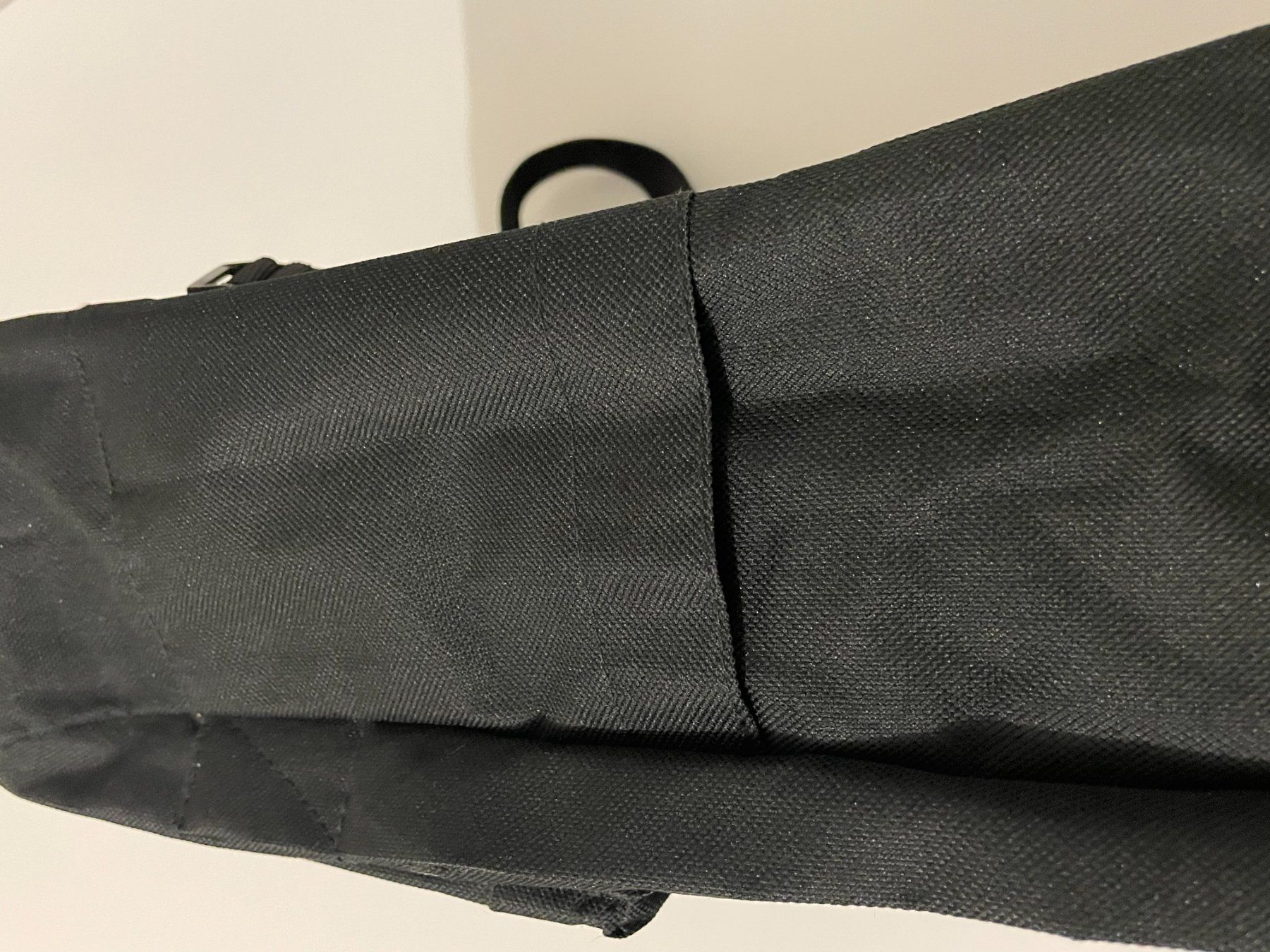 Zaini: Kinder-Rücksack für Turnen oder Wandern – Nuovo (secondo la descrizione) da Zug venduto da Cry71 8