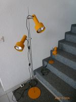 Stehlampe und Tischlampe orange-gelb 2 Flammig Retro-Design