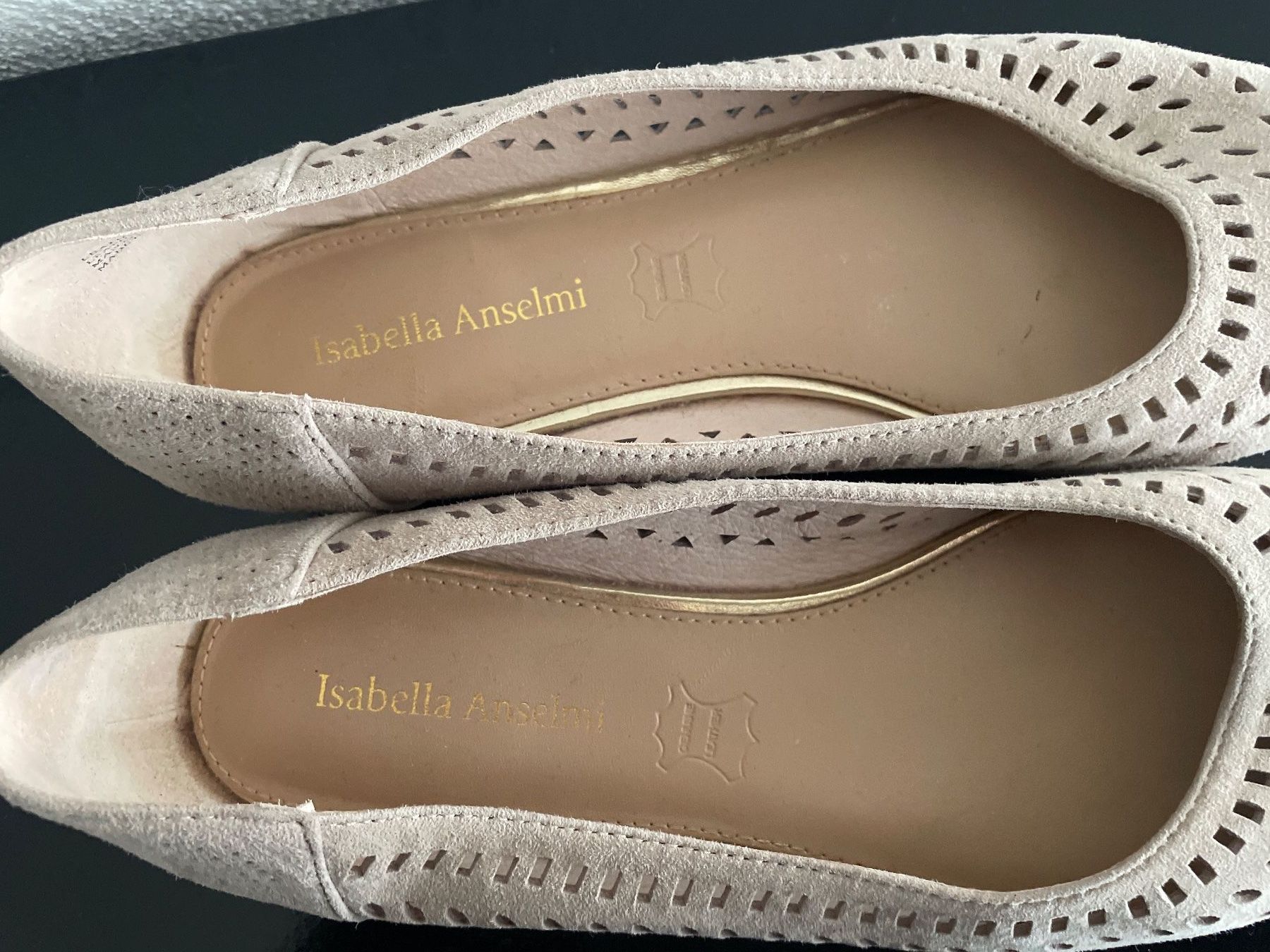Scarpe da donna: Ballerinas Wildleder beige Gr. 40 – Usato da Ennetbaden venduto da Julia555 2