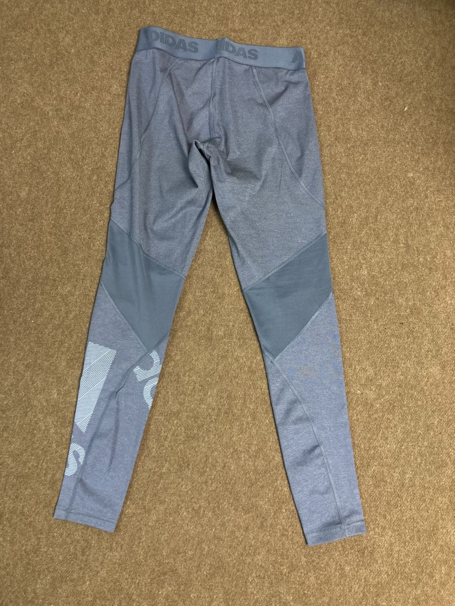 Adidas Leggings: Adidas Damen Tights Gr M  – Usato da Adlikon b.Regensdf venduto da Abraxas09 1