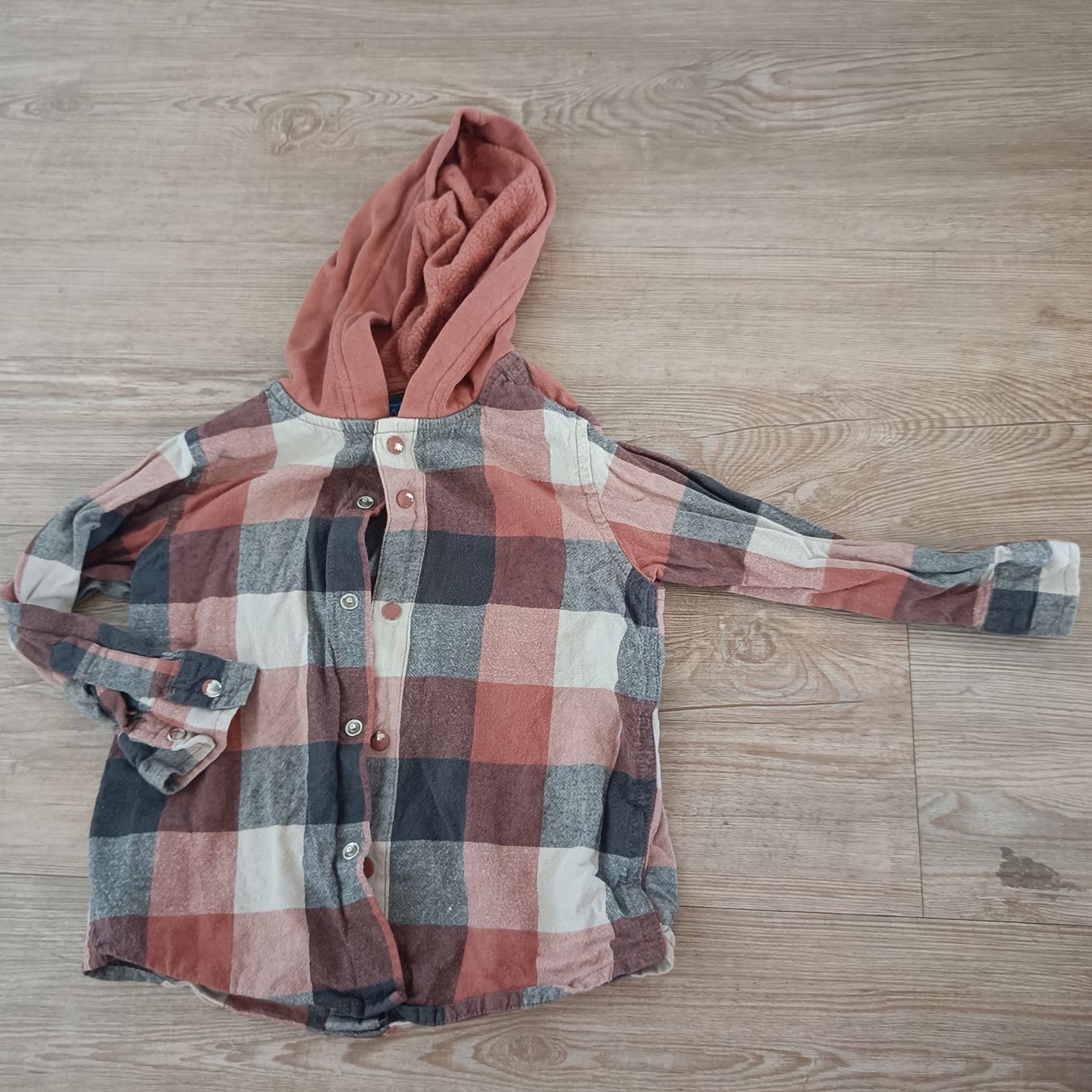 Hemden, T-Shirts & Polos: Hemd Grösse 80 – Gebraucht aus Jaberg von urig17.