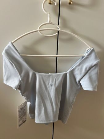 Oberteil Lululemon, hellblau, neu, Grösse 6