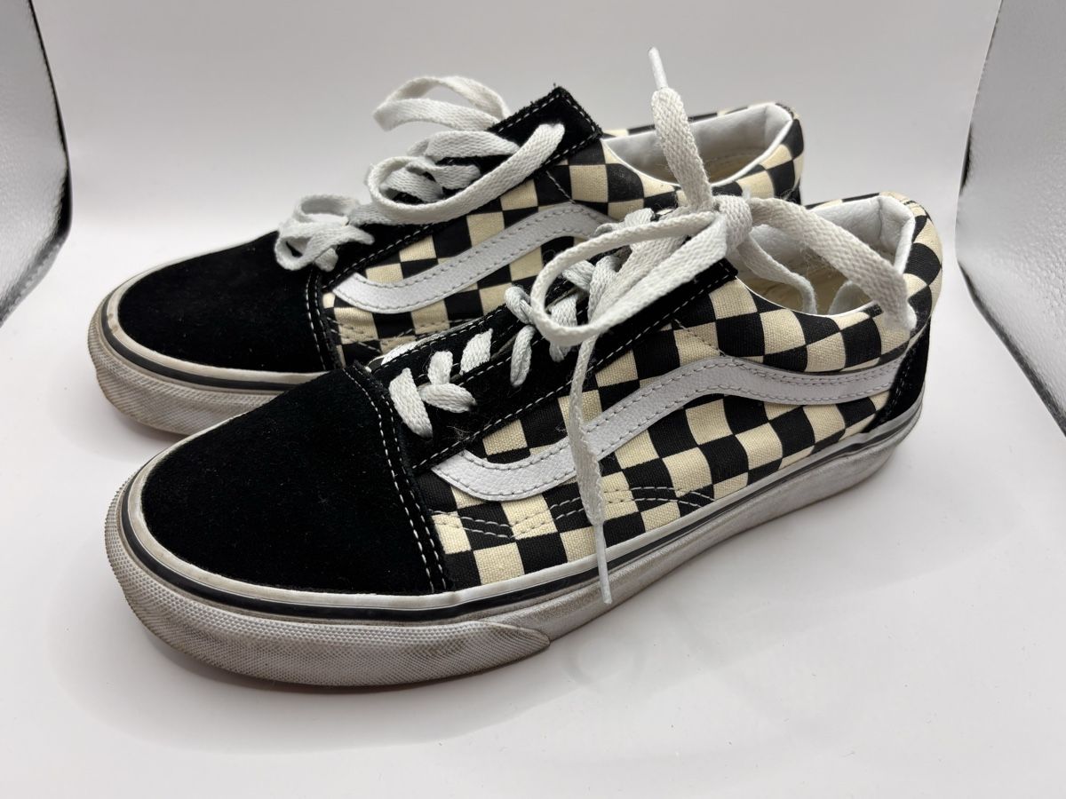 Scarpe per ragazzi: Vans Old Skool Schachbrettmuster Gr. 37 – Usato da Lupsingen venduto da Butzelma