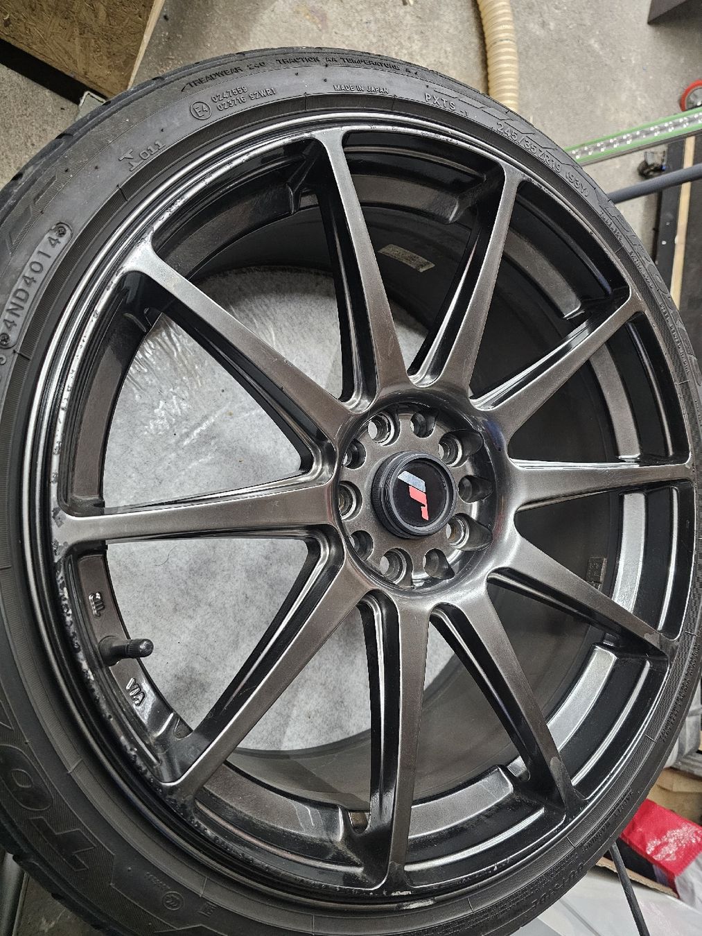 Pneumatici & Ruote complete: JR Racing JR 11 – Usato da Horw venduto da 6GJ 3