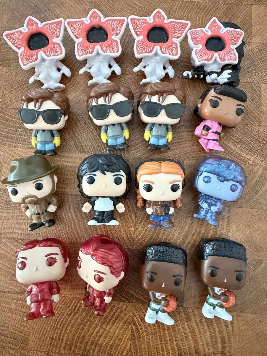 Figurines: Stranger Things Figuren  – D'occasion à Bettlach par cas82