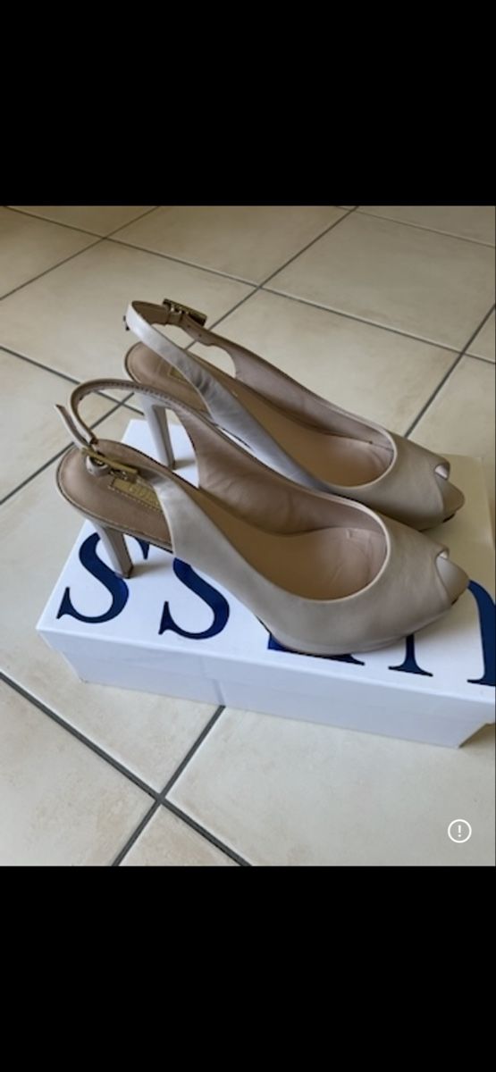 Guess Scarpe da donna: Sandali Guess 38 – Usato da Gorduno venduto da cha_9lgw