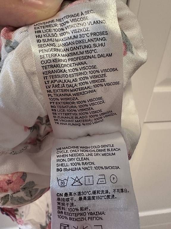 Vestiti: H&M Gr.36 Sommerkleid – Usato da Kilchberg ZH venduto da lolena 3