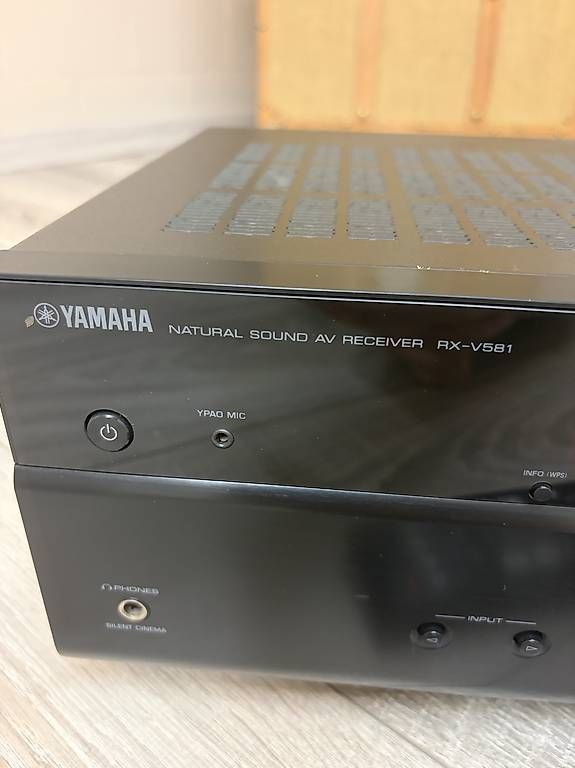 Yamaha Amplificatori: Yamaha RX-V581 Verstärker – Usato da Arbon venduto da pengos3 3