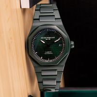Girard Perregaux Laureato 38 / 81005-32-3080-1CX / 2025