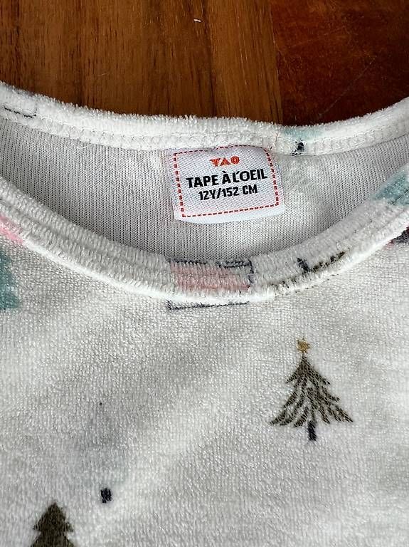 Pyjamas: Kinderpyjama Gr.146 – D'occasion à Buchs SG par dr750 1