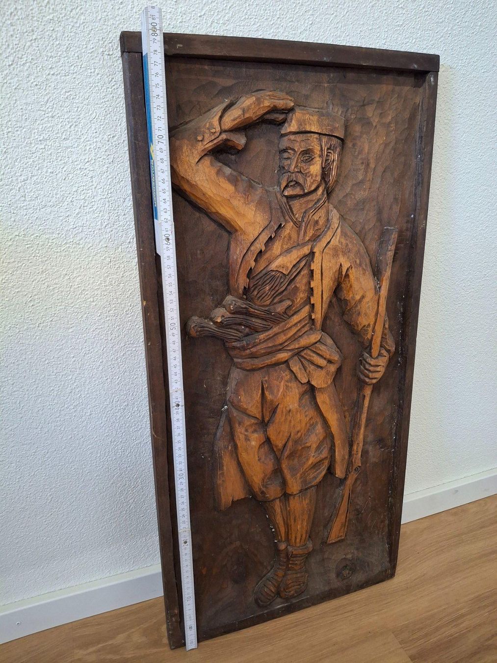 Foto & Immagini: Holzrelief Soldat, Wandbild, geschnitzt – Usato da Reichenburg venduto da AK307 4