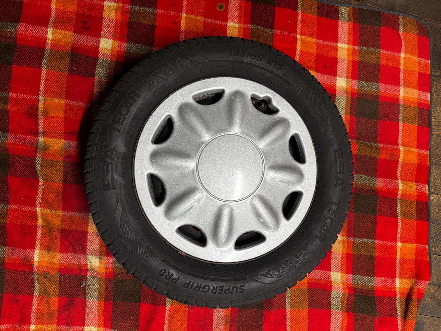 Nissan Pneumatici & Ruote complete: 4x Komplettrad Winter Nissan Note E11 – Usato da Berneck venduto da garagekaufmann