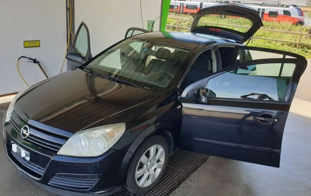 Opel Automobili: Opel Astra H 1.6 – Usato da Kreuzlingen venduto da ti500opc 5