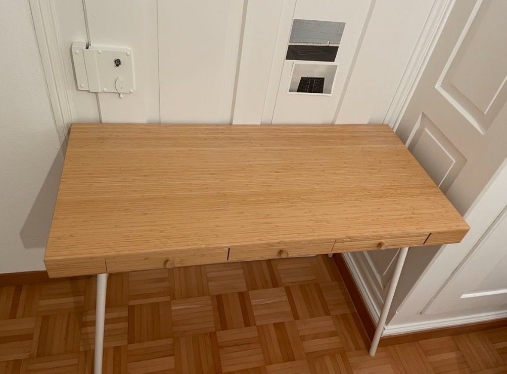 Ikea Scrivanie: Ikea Lillasen Pult – Usato da Winterthur venduto da sina852636 2