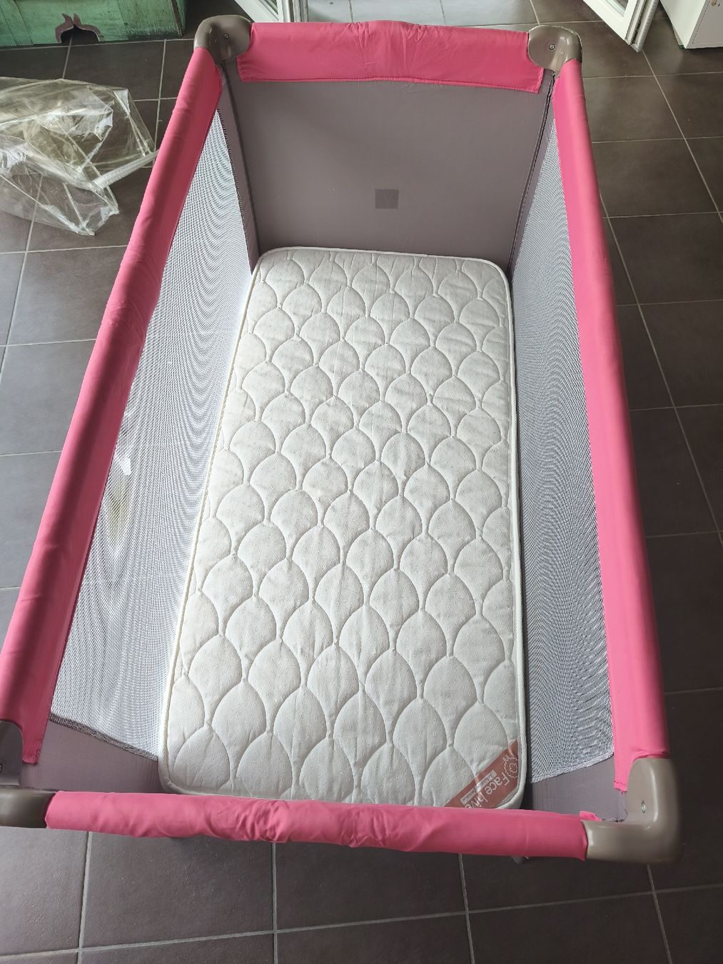 Letti: lit de voyage + matelas  – Usato da Bouveret venduto da Benj89 8