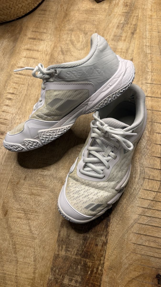 Babolat Scarpe da donna: Padel Babolat Schuhe weiss – Usato da Pfäffikon ZH venduto da iva_7ktw 2