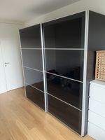 IKEA PAX Kleiderschrank Schwarzglas 200x66x201 cm