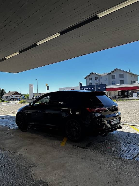 Seat Automobili: Seat Leon Cupra 300 – Usato da La chaux de fonds venduto da PaivaD 2