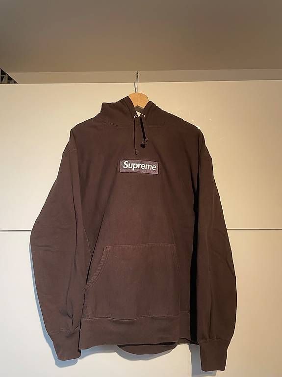 Pullover & Sweatshirts: Supreme Box Logo Hoodie L brown – Gebraucht aus Brislach von MarcB.