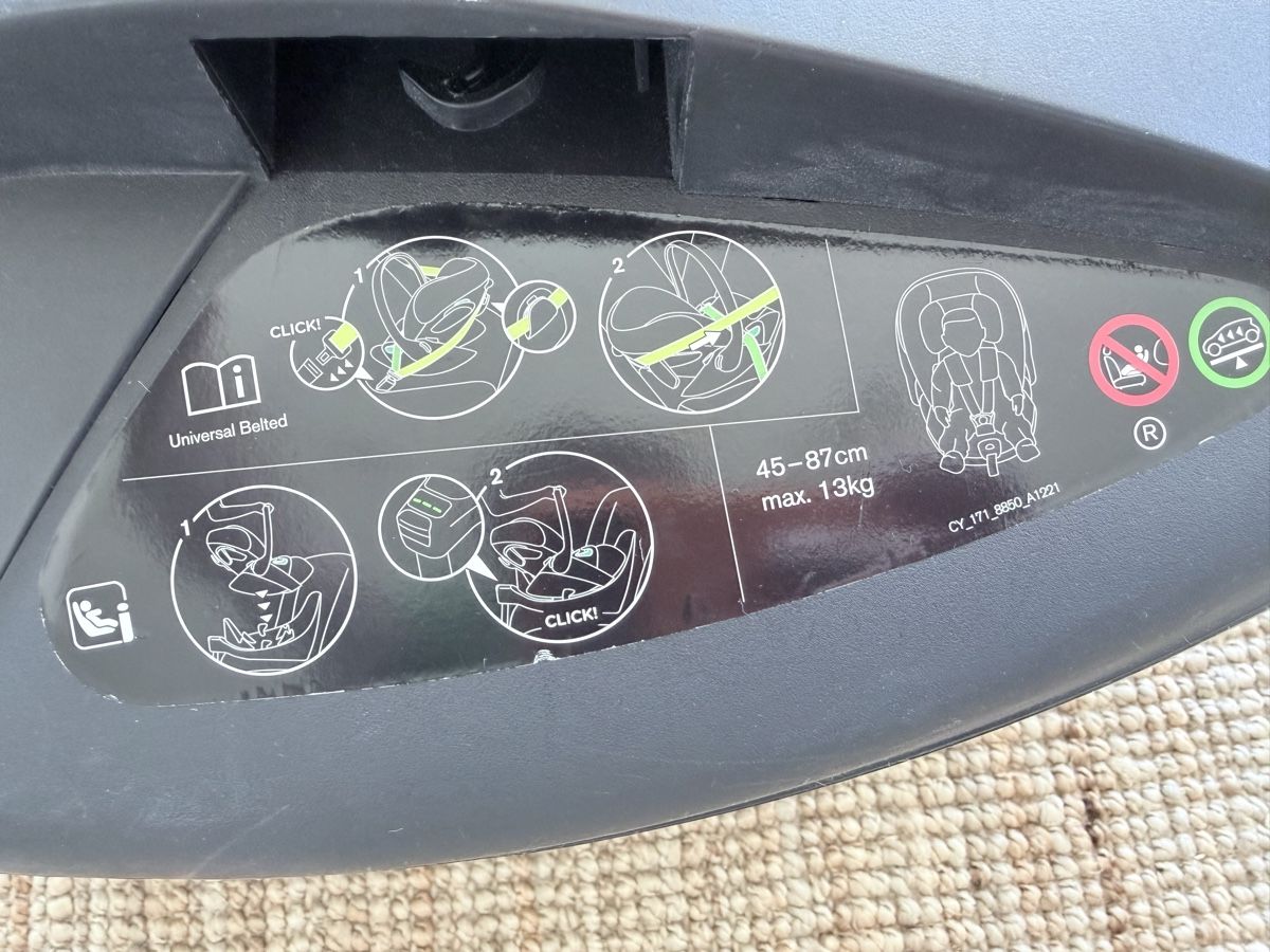 Cybex Seggiolini per auto: Cybex Cloud Z2 i-Size PLUS Babyschale (Deep Black) – Usato da Dübendorf venduto da wave1art 3