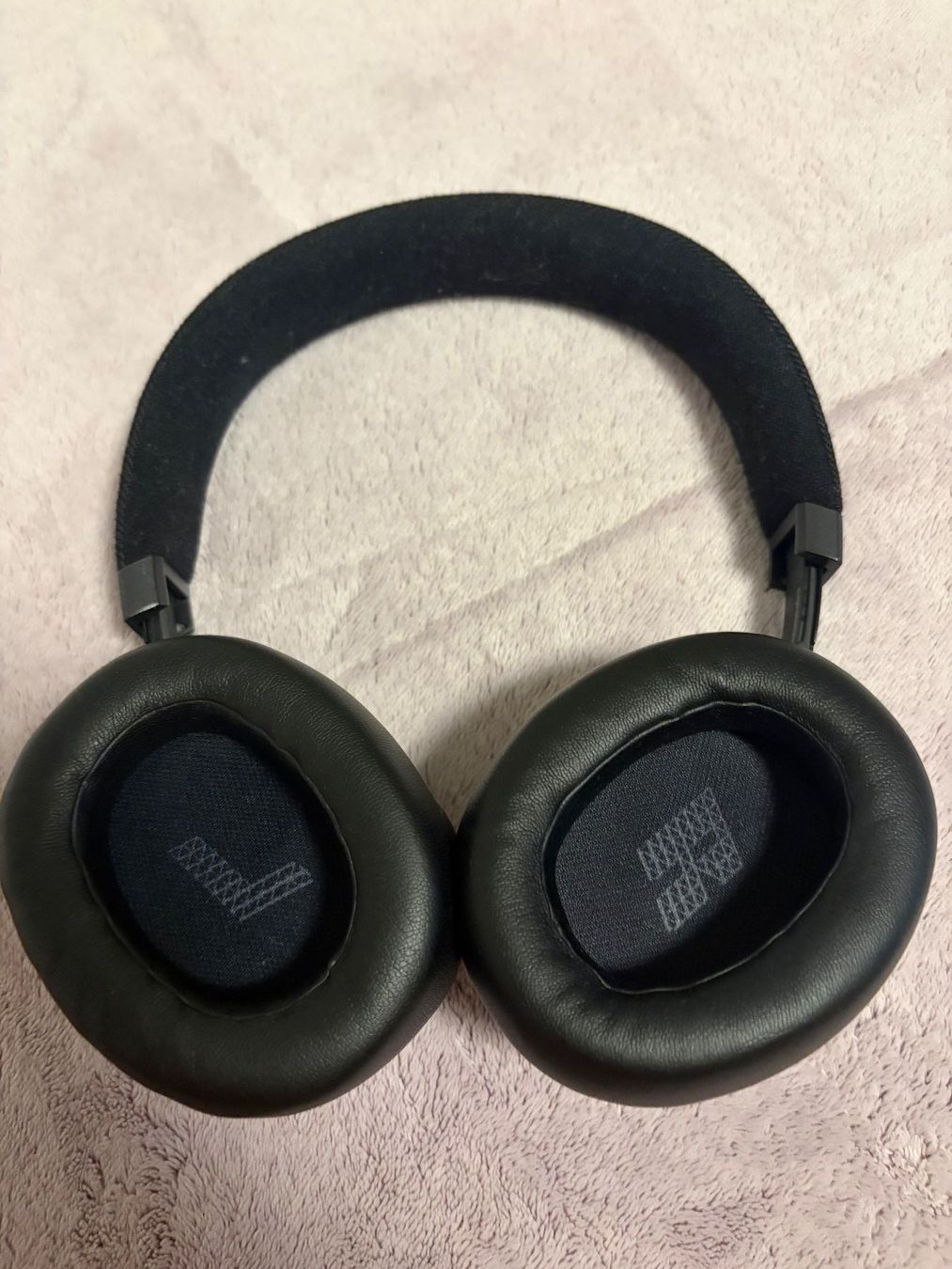 JBL Kopfhörer: JBL Live 770NC kaum gebraucht – Gebraucht aus Biel/Bienne von Noire 2