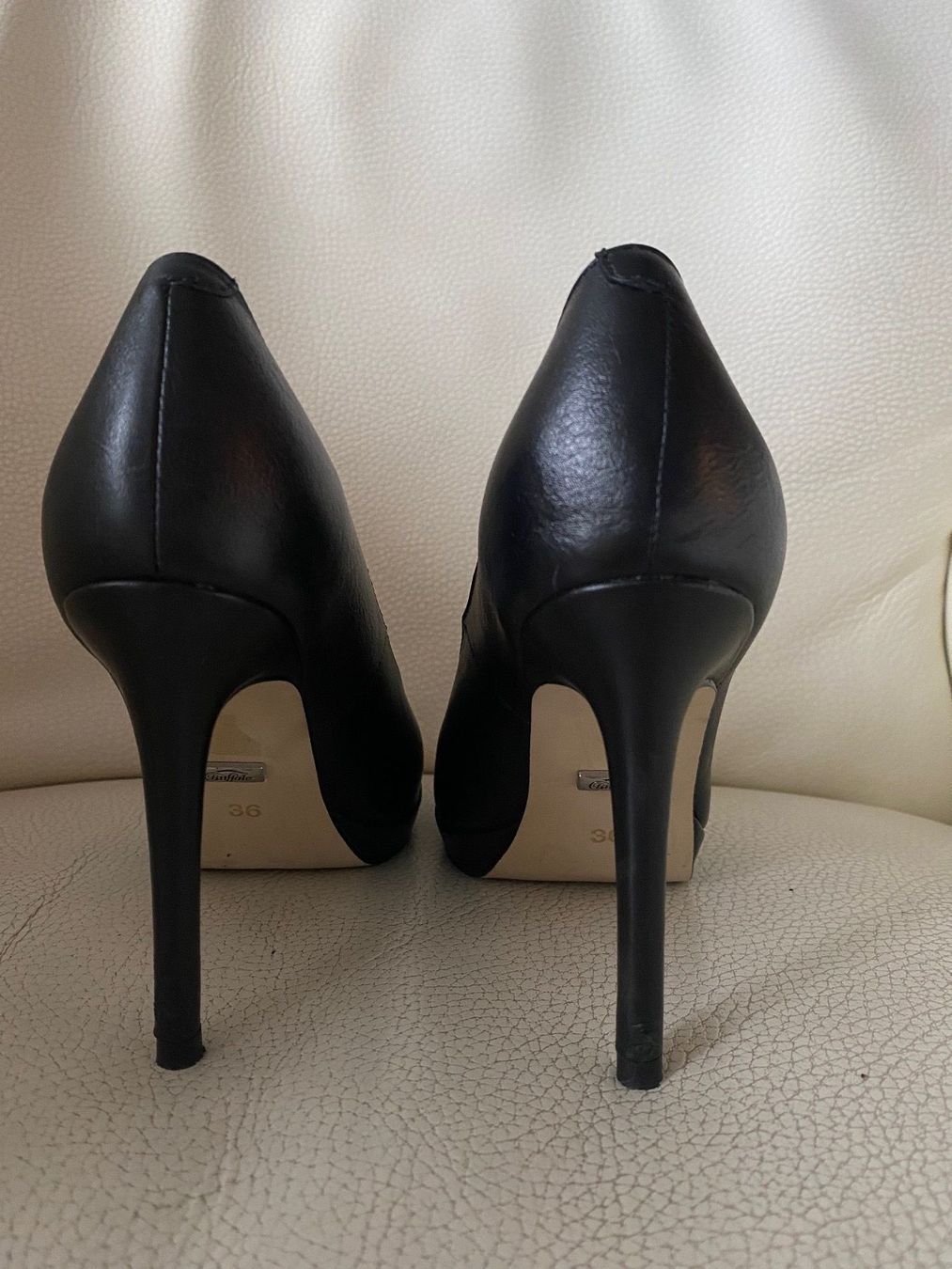 Buffalo Scarpe da donna: High heel shoes – Usato da Zürich venduto da Yuece 2