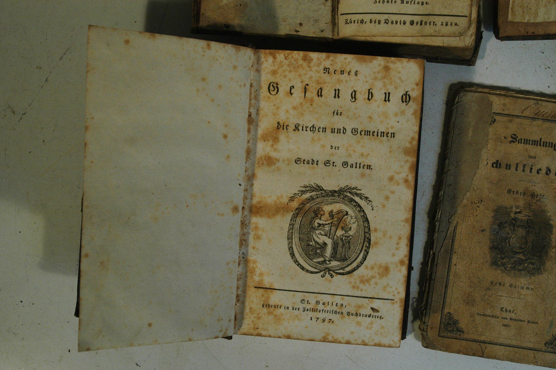 Libri: Antike Gesangsbücher ab 1797 5 Stück – Usato da Herisau venduto da Wisen 5