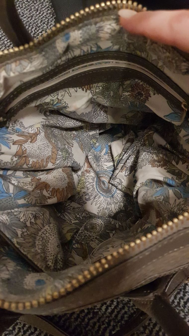 Taschen: Handtaschen Handtasche Bags Beutel Hello Kitty – Gebraucht aus Pratteln von madi1990 4